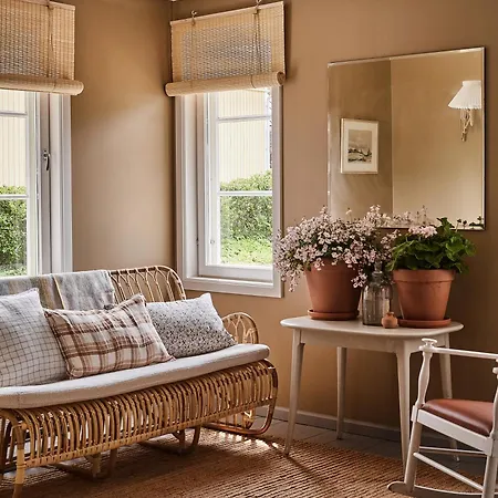 North Matri House Selma 4*